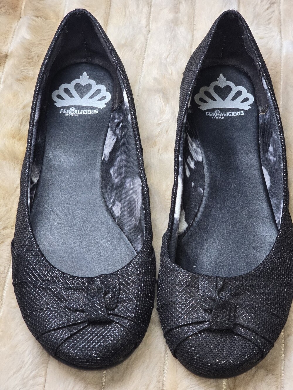 Fergalicious Black Glitter Bow Ballet Flats 7.5